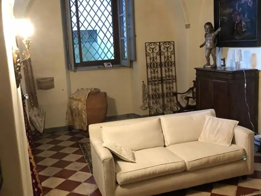 Immagine 5 di Appartamento in vendita  a Massa