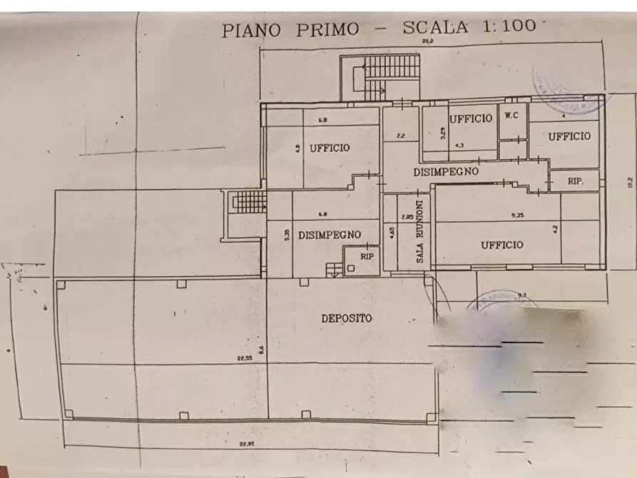 Immagine 1 di Capannone industriale in vendita  a Massa