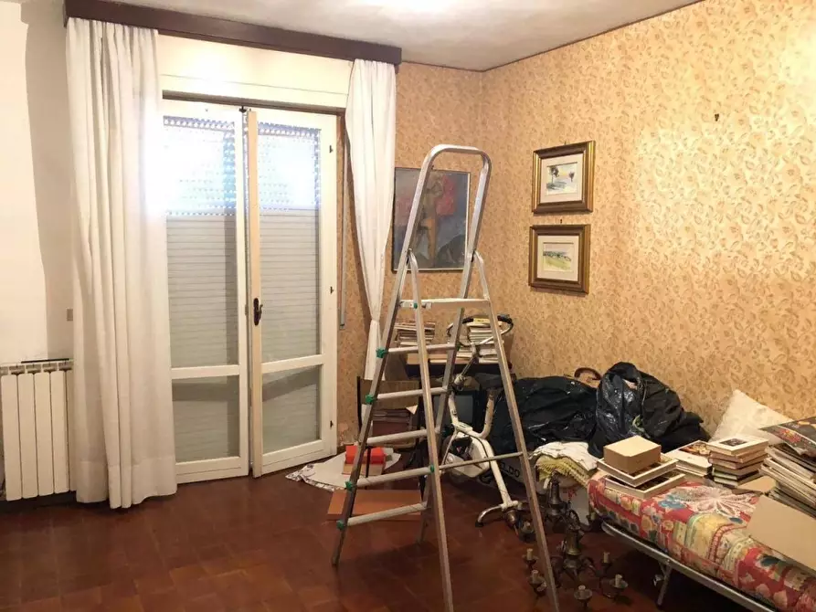 Immagine 6 di Appartamento in vendita  a Massa