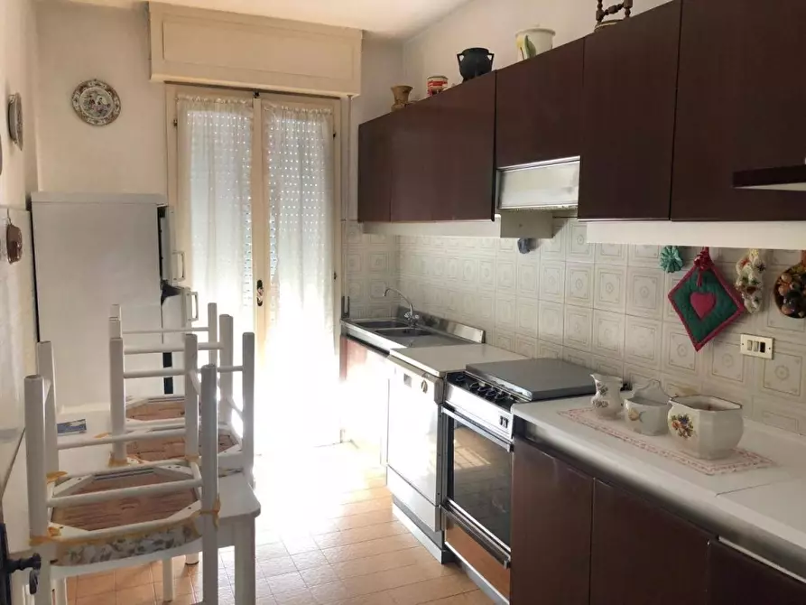 Immagine 3 di Appartamento in vendita  a Massa