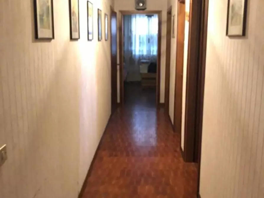 Immagine 13 di Appartamento in vendita  a Massa