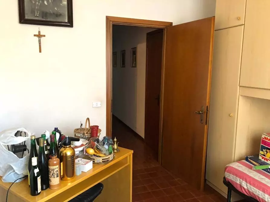 Immagine 9 di Appartamento in vendita  a Massa