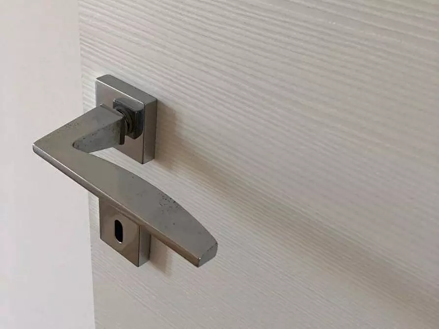 Immagine 8 di Appartamento in vendita  a Viareggio