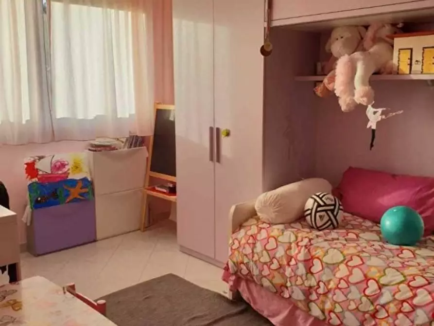 Immagine 5 di Appartamento in vendita  a Carrara