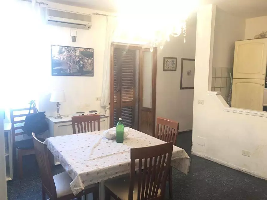 Immagine 4 di Casa indipendente in vendita  a Massa