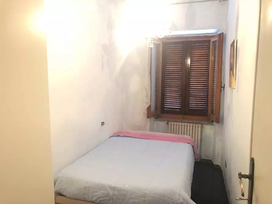 Immagine 9 di Casa indipendente in vendita  a Massa