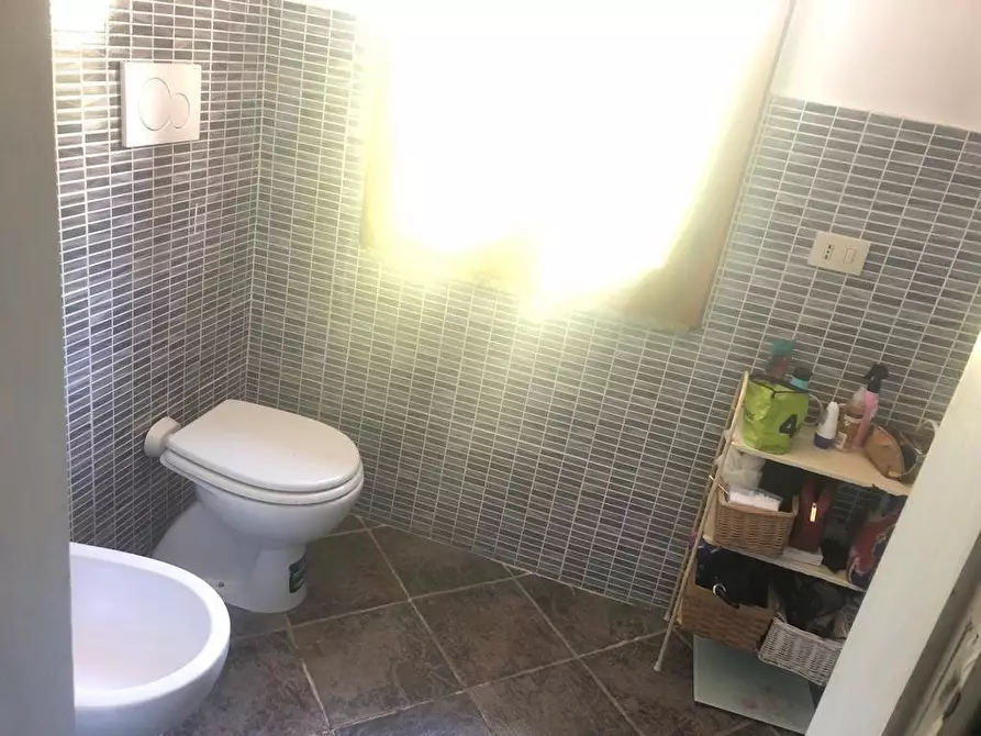 Immagine 12 di Casa indipendente in vendita  a Massa