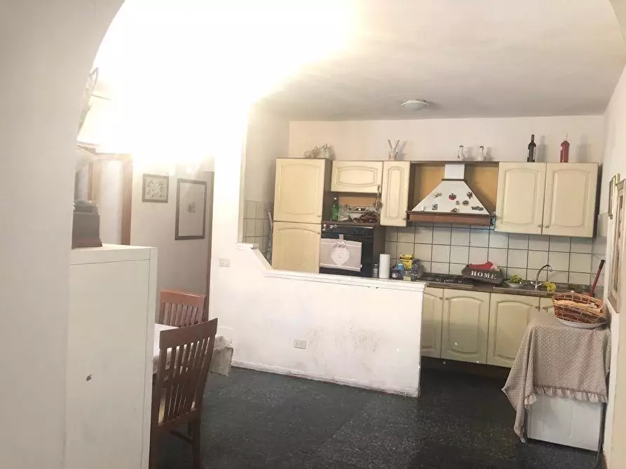 Immagine 6 di Casa indipendente in vendita  a Massa