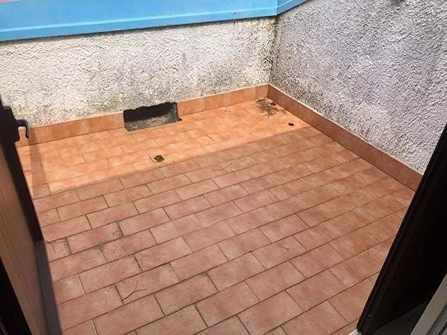 Immagine 13 di Appartamento in vendita  a Massa