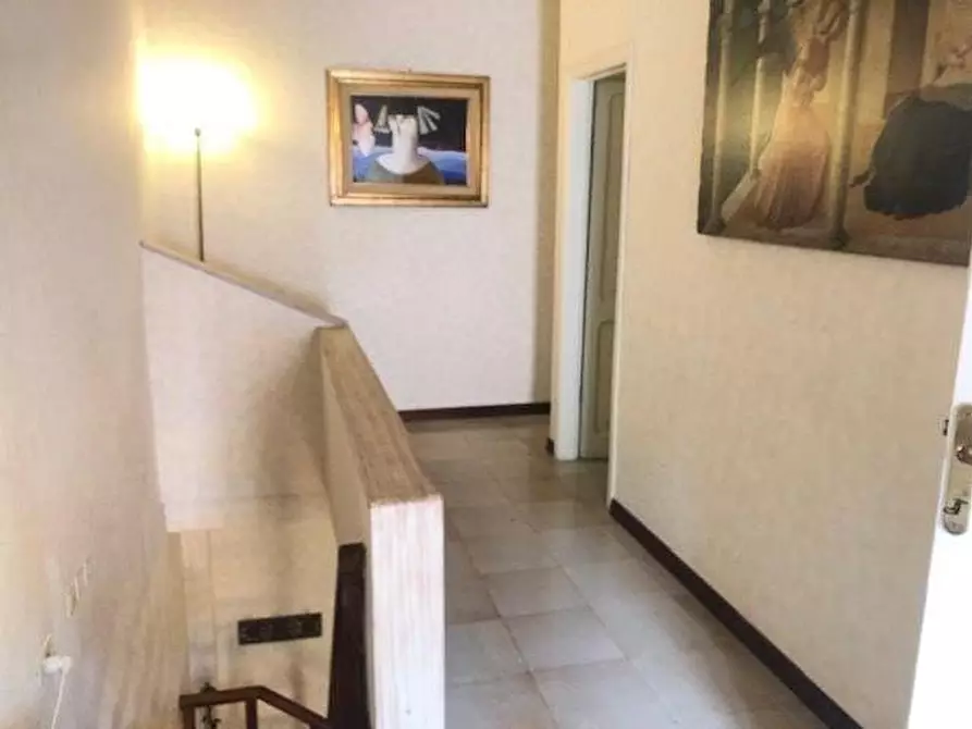 Immagine 13 di Appartamento in vendita  a Massa