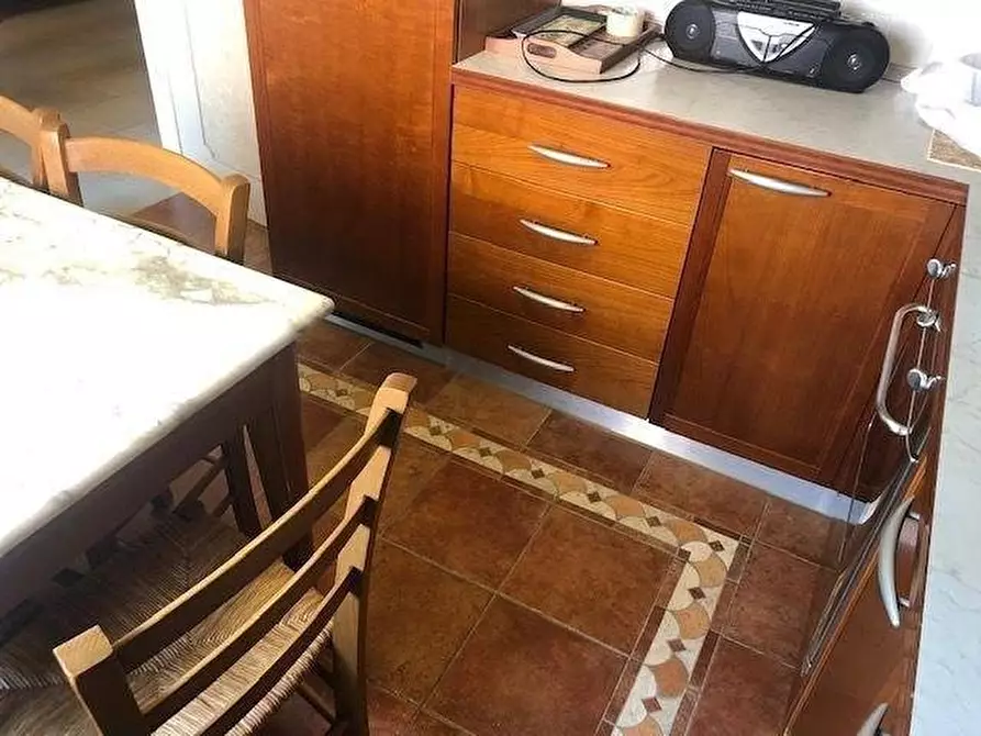 Immagine 8 di Appartamento in vendita  a Massa