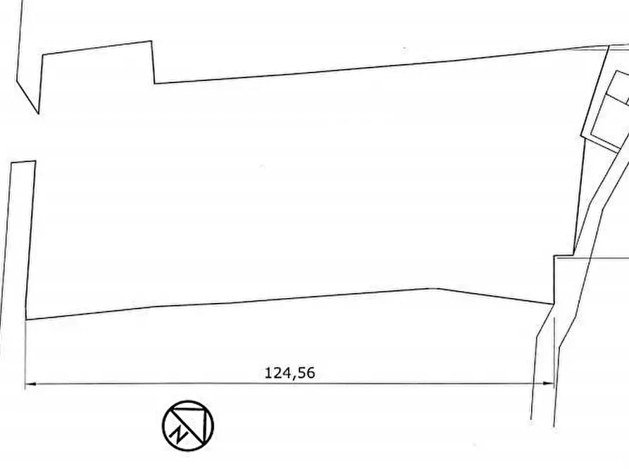 Immagine 2 di Capannone industriale in vendita  a Montignoso