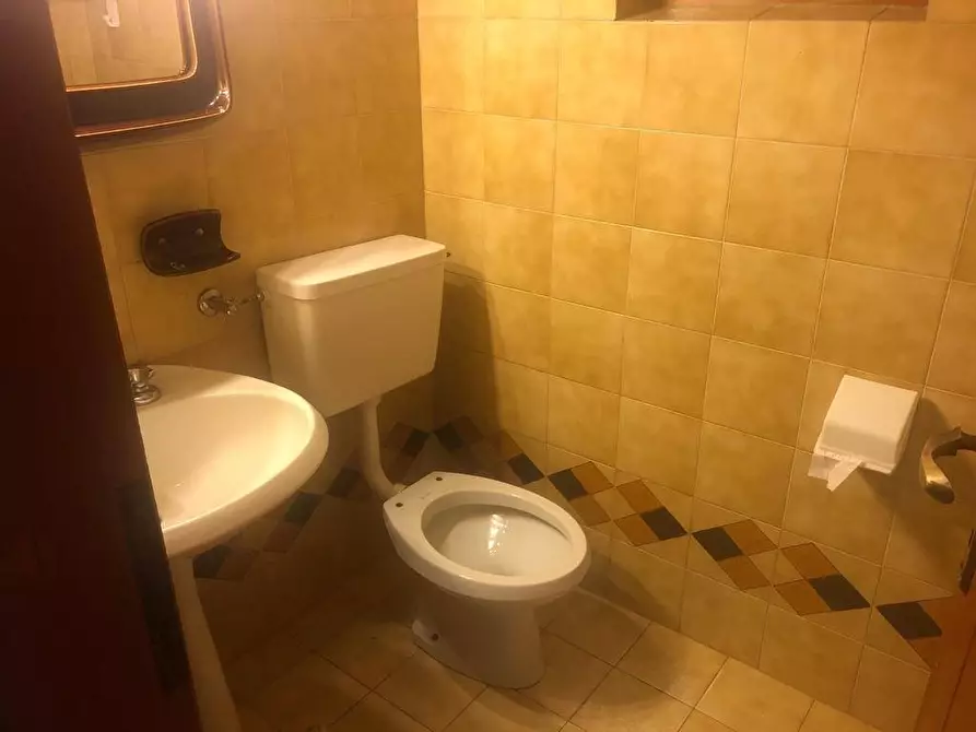 Immagine 9 di Villetta a schiera in vendita  a Montignoso