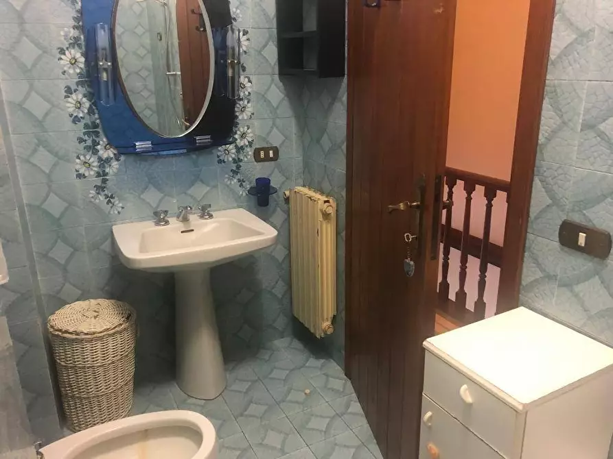 Immagine 18 di Villetta a schiera in vendita  a Montignoso