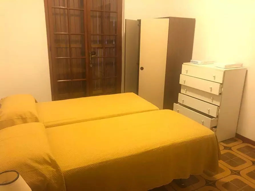 Immagine 15 di Villetta a schiera in vendita  a Montignoso