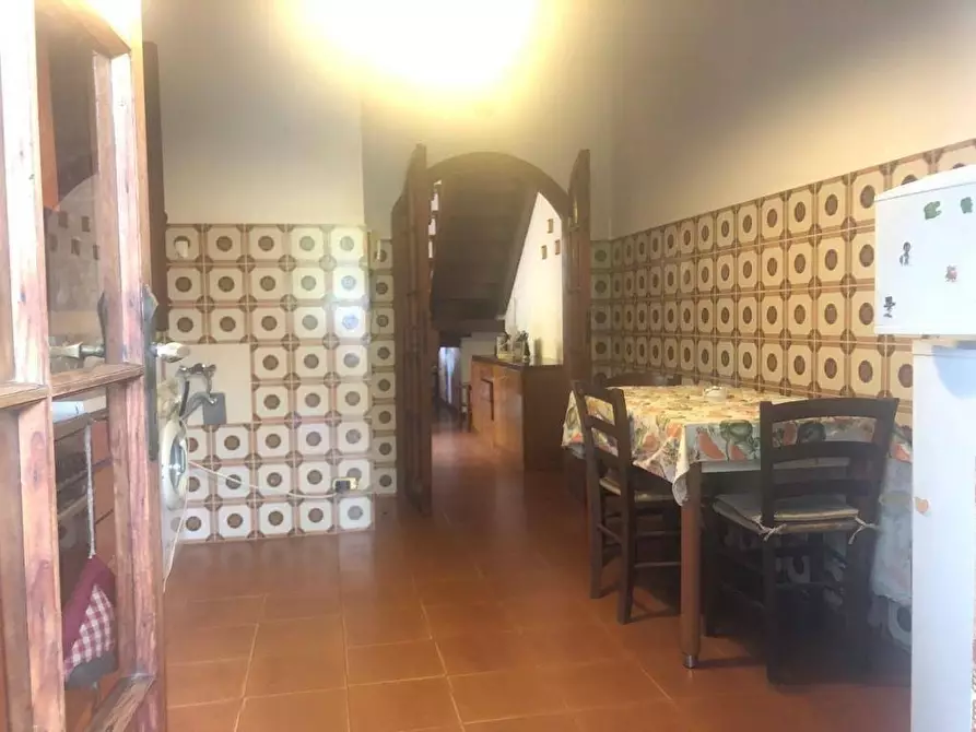 Immagine 8 di Villetta a schiera in vendita  a Montignoso