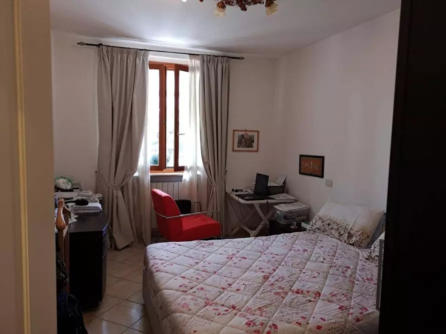 Immagine 4 di Appartamento in vendita  a Massa