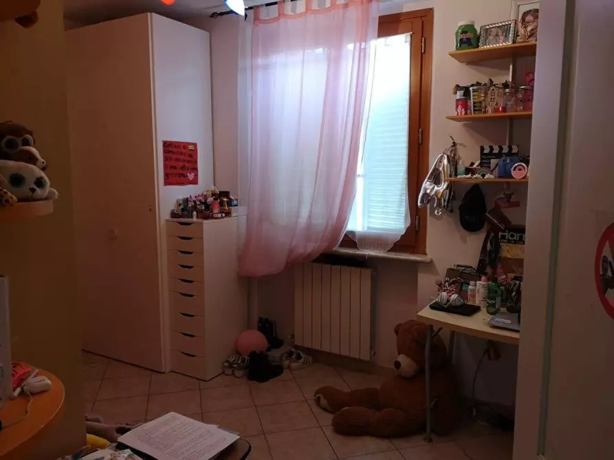 Immagine 3 di Appartamento in vendita  a Massa