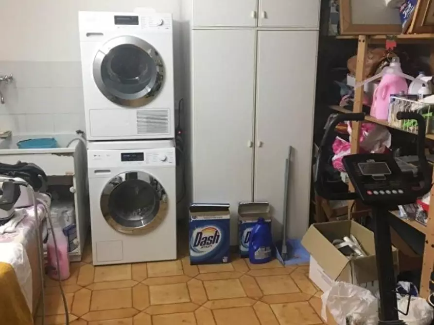 Immagine 15 di Appartamento in vendita  a Massa