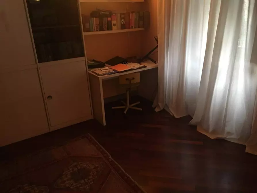 Immagine 11 di Villa in vendita  a Carrara