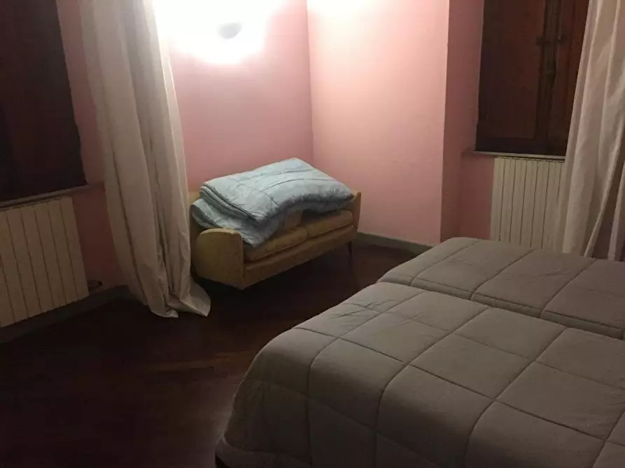 Immagine 14 di Villa in vendita  a Carrara