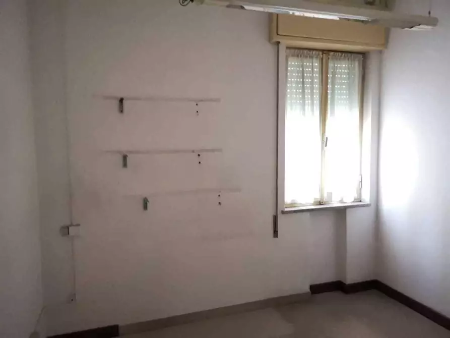 Immagine 16 di Appartamento in vendita  a Massa