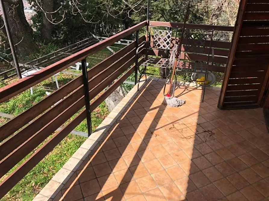 Immagine 13 di Villa in vendita  a Massa