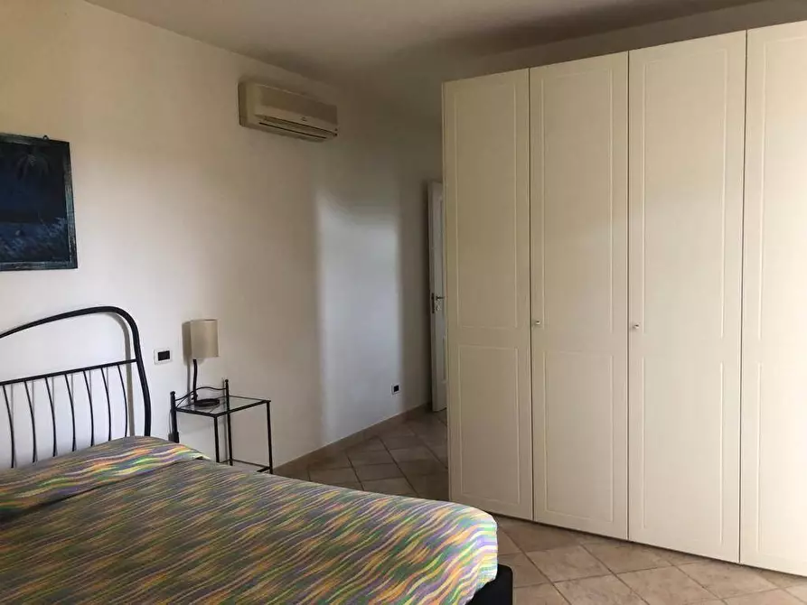 Immagine 8 di Mansarda in vendita  a Massa