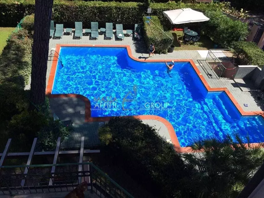 Immagine 9 di Mansarda in vendita  a Massa