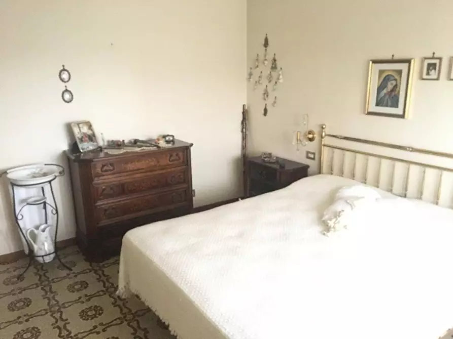 Immagine 8 di Appartamento in vendita  a Carrara