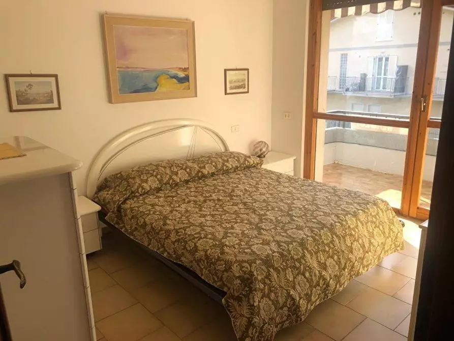 Immagine 7 di Appartamento in vendita  a Massa