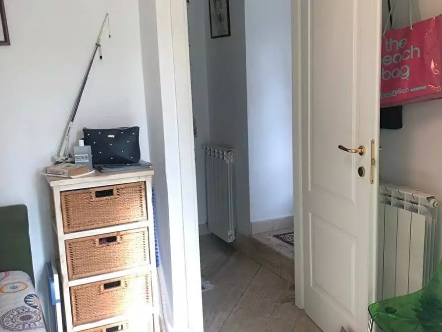 Immagine 14 di Appartamento in vendita  a Carrara