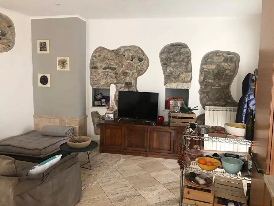 Immagine 6 di Appartamento in vendita  a Carrara