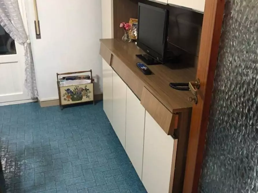 Immagine 4 di Appartamento in vendita  a Massa