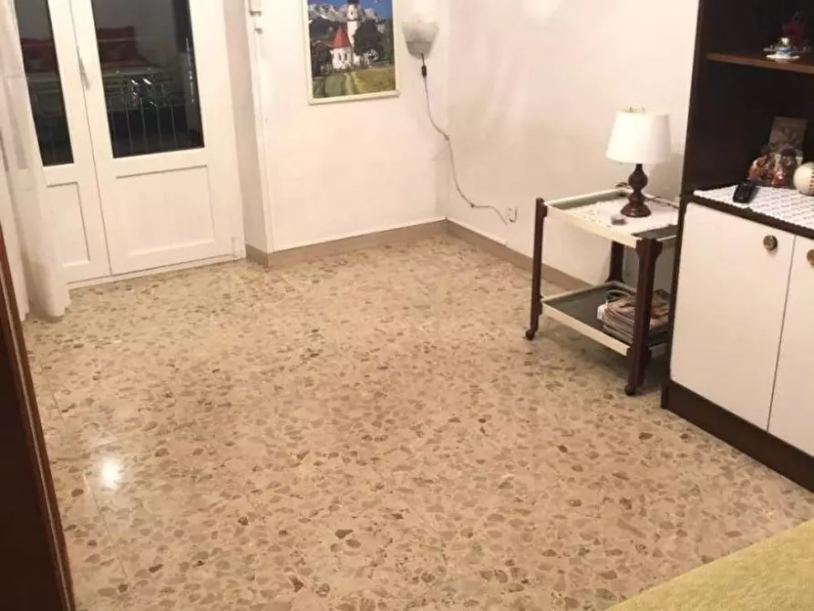 Immagine 12 di Appartamento in vendita  a Massa