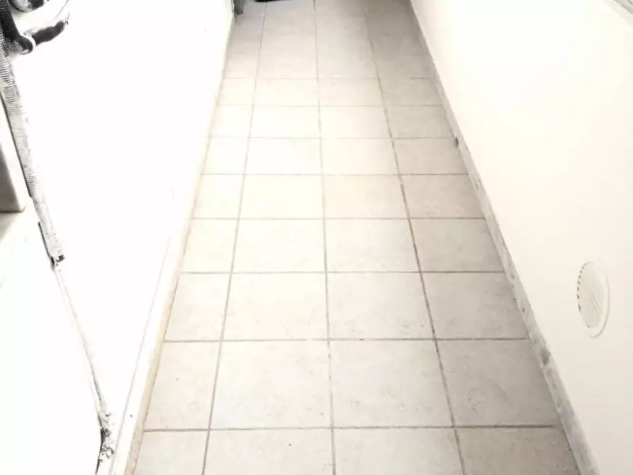 Immagine 8 di Appartamento in vendita  a Carrara