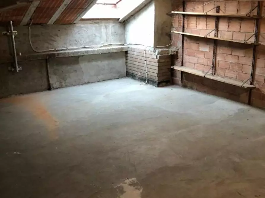 Immagine 12 di Appartamento in vendita  a Carrara