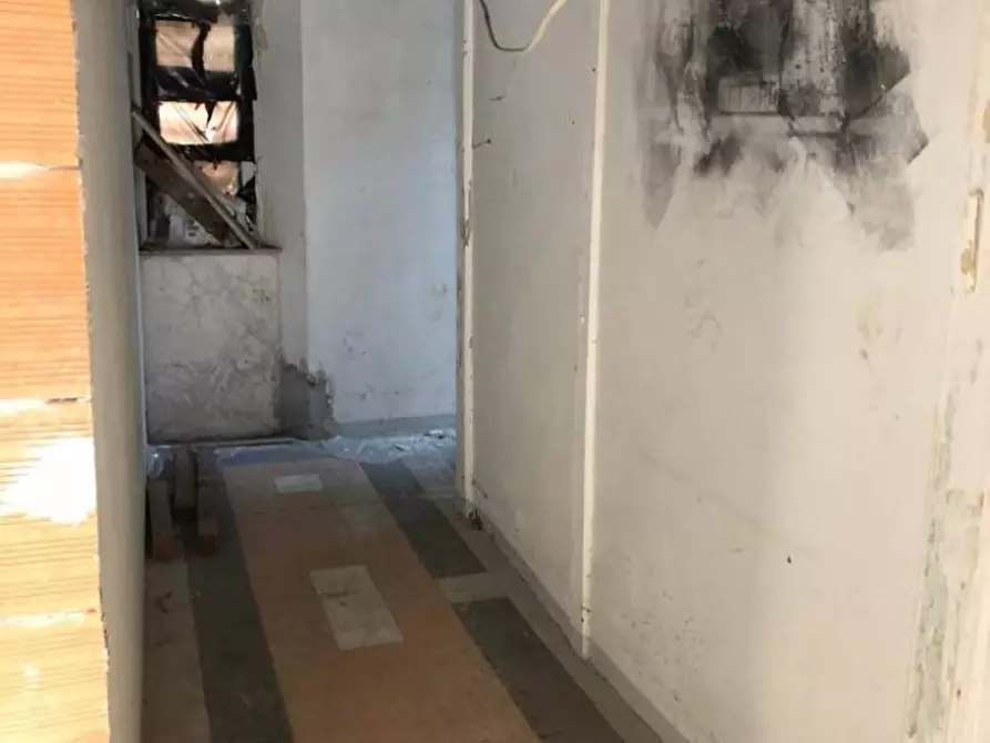 Immagine 7 di Appartamento in vendita  a Massa