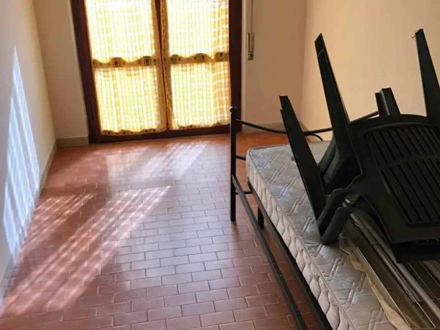 Immagine 11 di Appartamento in vendita  a Massa