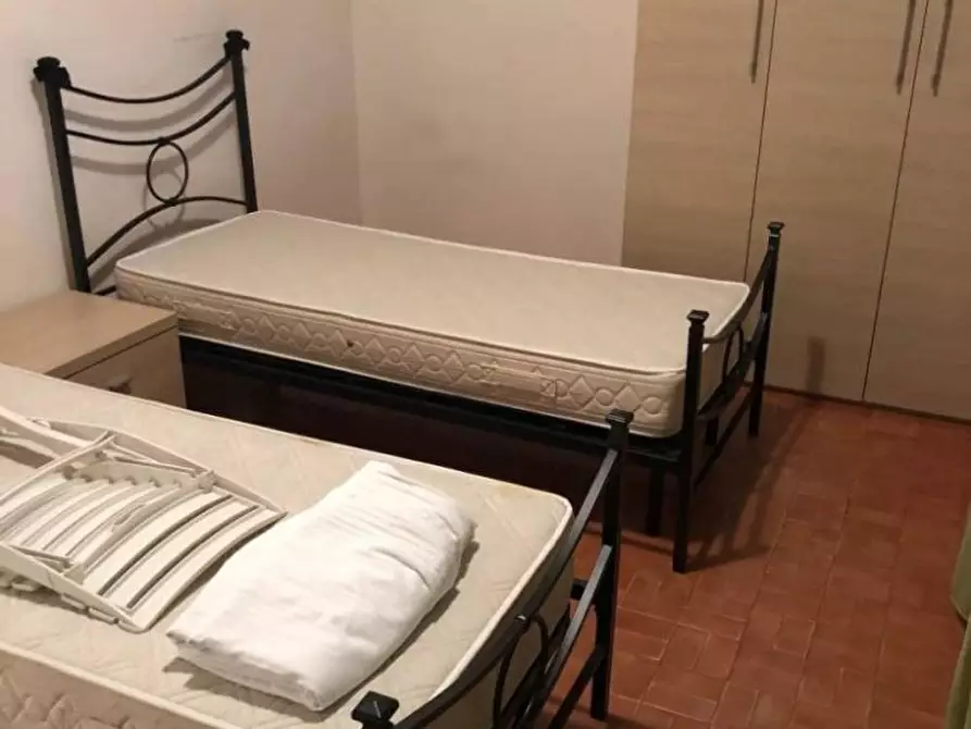 Immagine 10 di Appartamento in vendita  a Massa