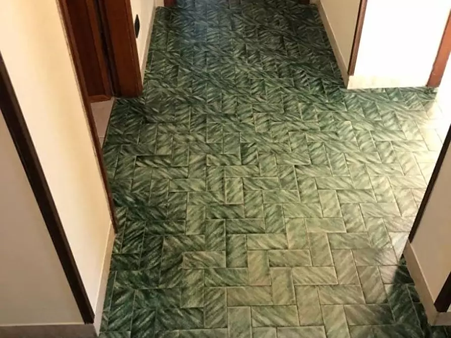 Immagine 5 di Appartamento in vendita  a Massa