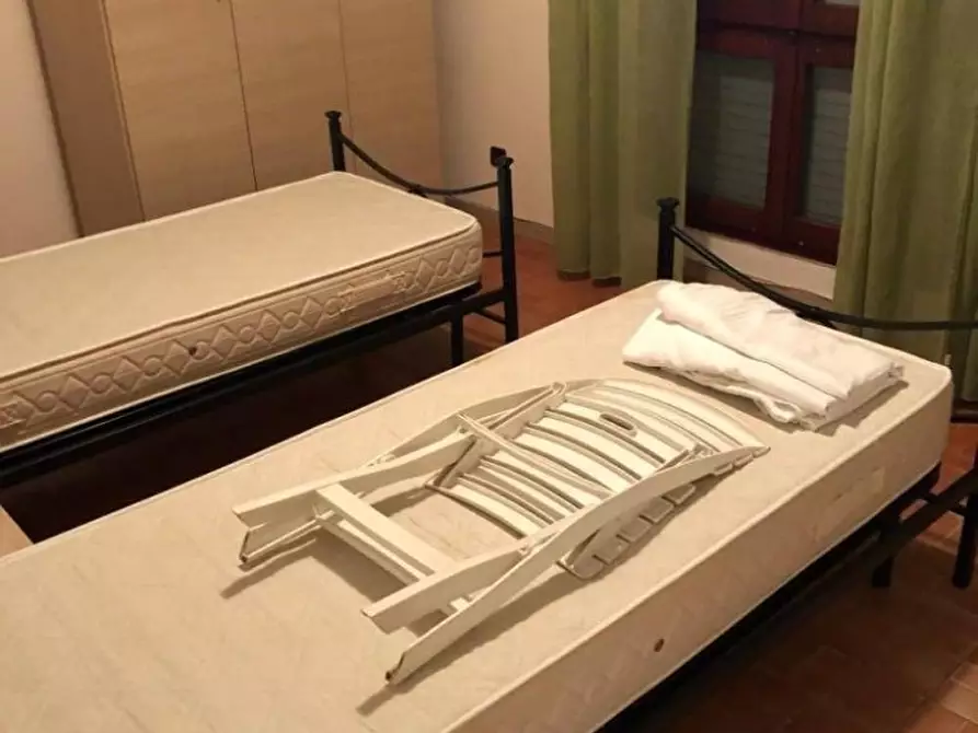 Immagine 9 di Appartamento in vendita  a Massa