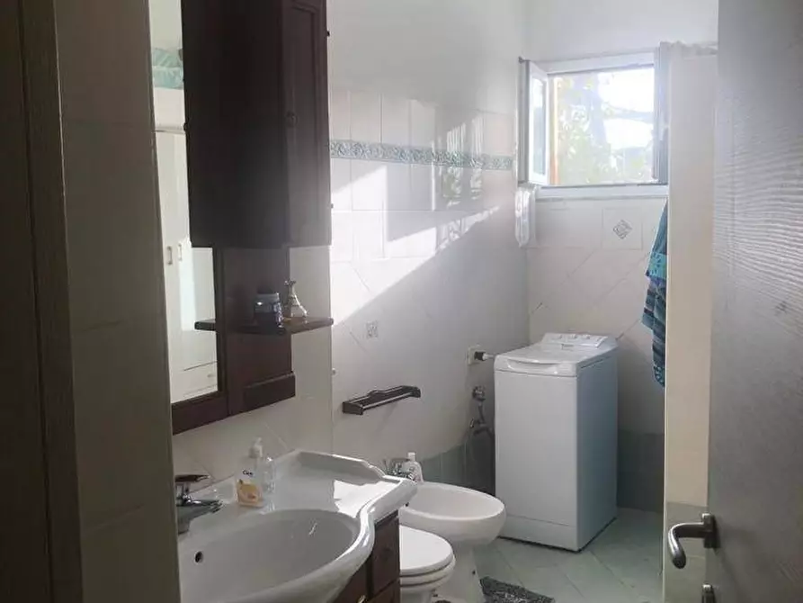 Immagine 14 di Villetta a schiera in vendita  a Carrara