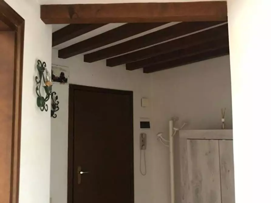 Immagine 11 di Appartamento in vendita  a Massa