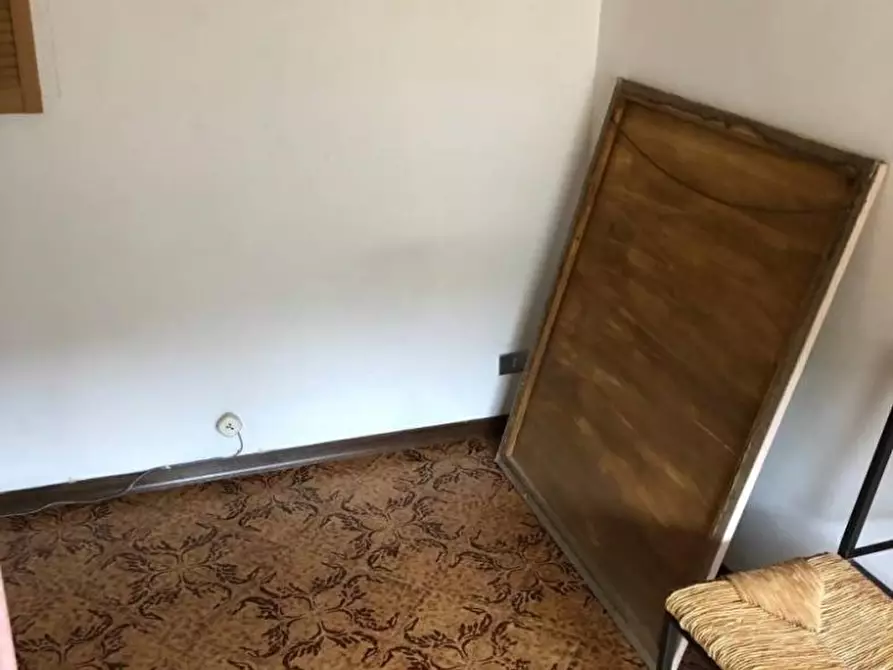 Immagine 16 di Appartamento in vendita  a Massa