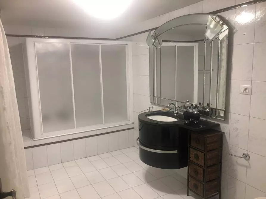 Immagine 16 di Villetta a schiera in affitto  a Forte Dei Marmi