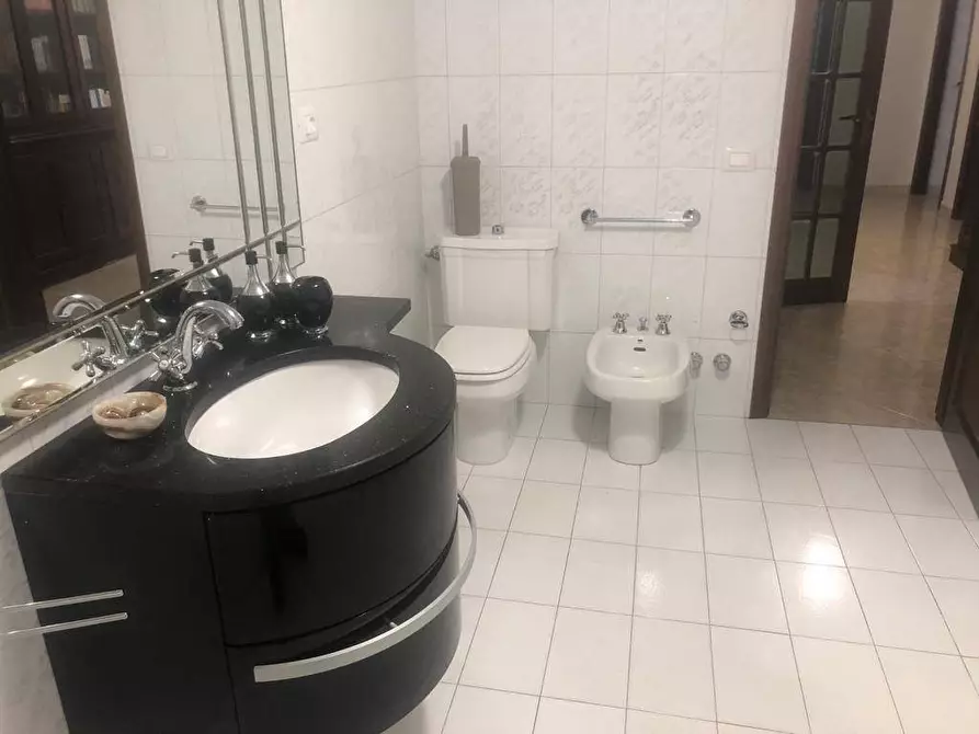 Immagine 19 di Villetta a schiera in affitto  a Forte Dei Marmi