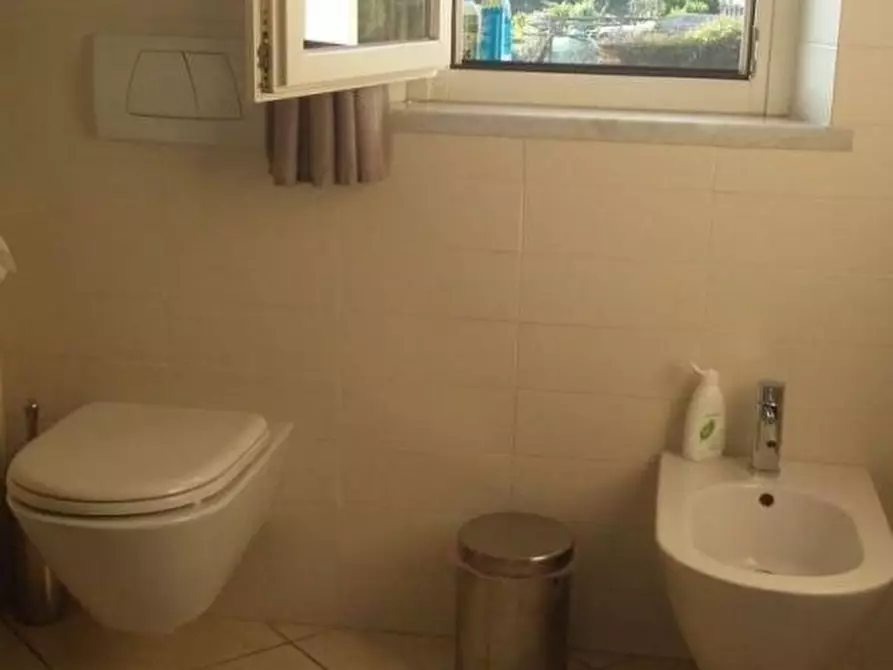 Immagine 12 di Villetta a schiera in vendita  a Massa