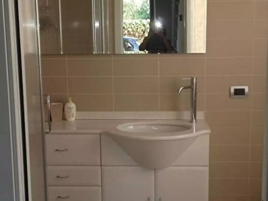 Immagine 11 di Villetta a schiera in vendita  a Massa