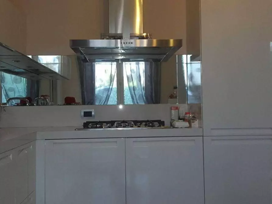 Immagine 5 di Villetta a schiera in vendita  a Massa